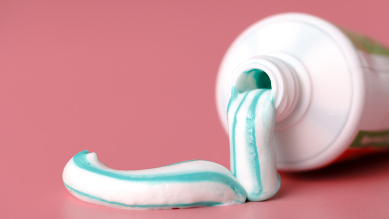 Tuýp kem đánh răng có thể tái chế